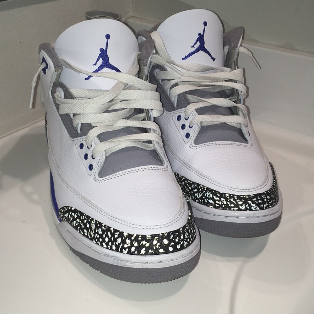 Jordan 3 racer blues size 10.5